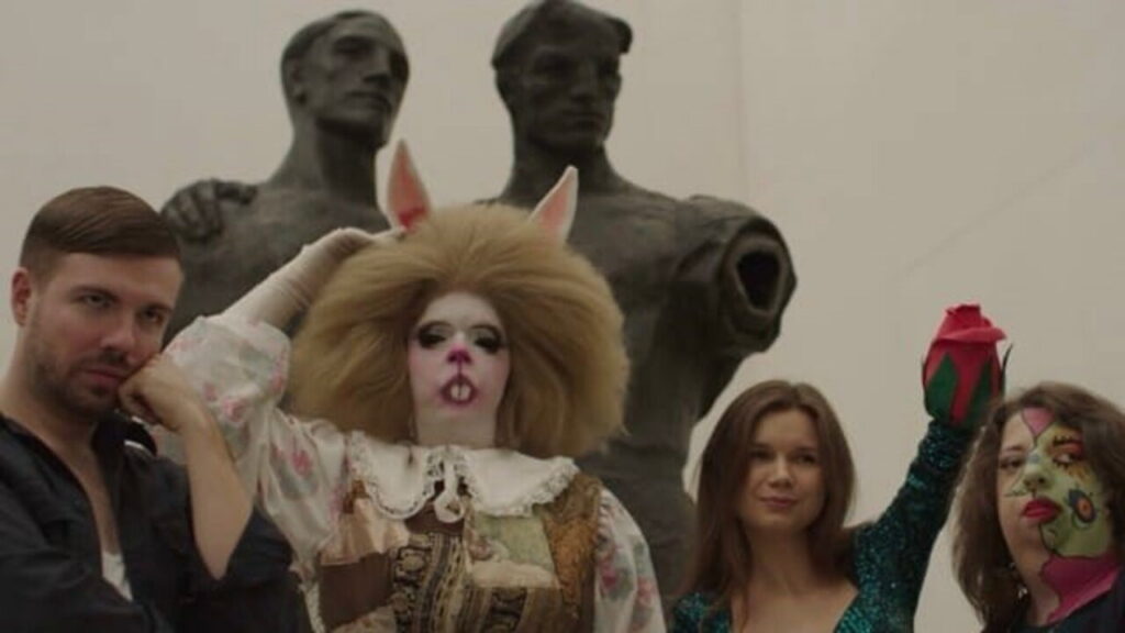 Freak Show – 1